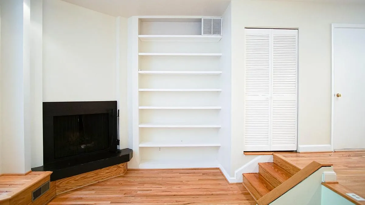 2 bed, 2.5 bath, 1200 sqft, $4,100 — Photo 3