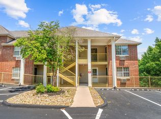 200 Golf View Drive #12 BLDG D, Branson, MO 65616