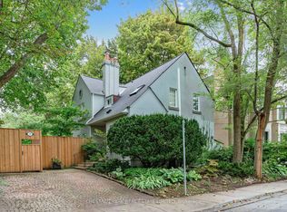 28 Clifton Rd, Toronto, ON M4T 2E6