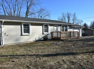 218 N Moreau Ave, Tipton, MO 65081