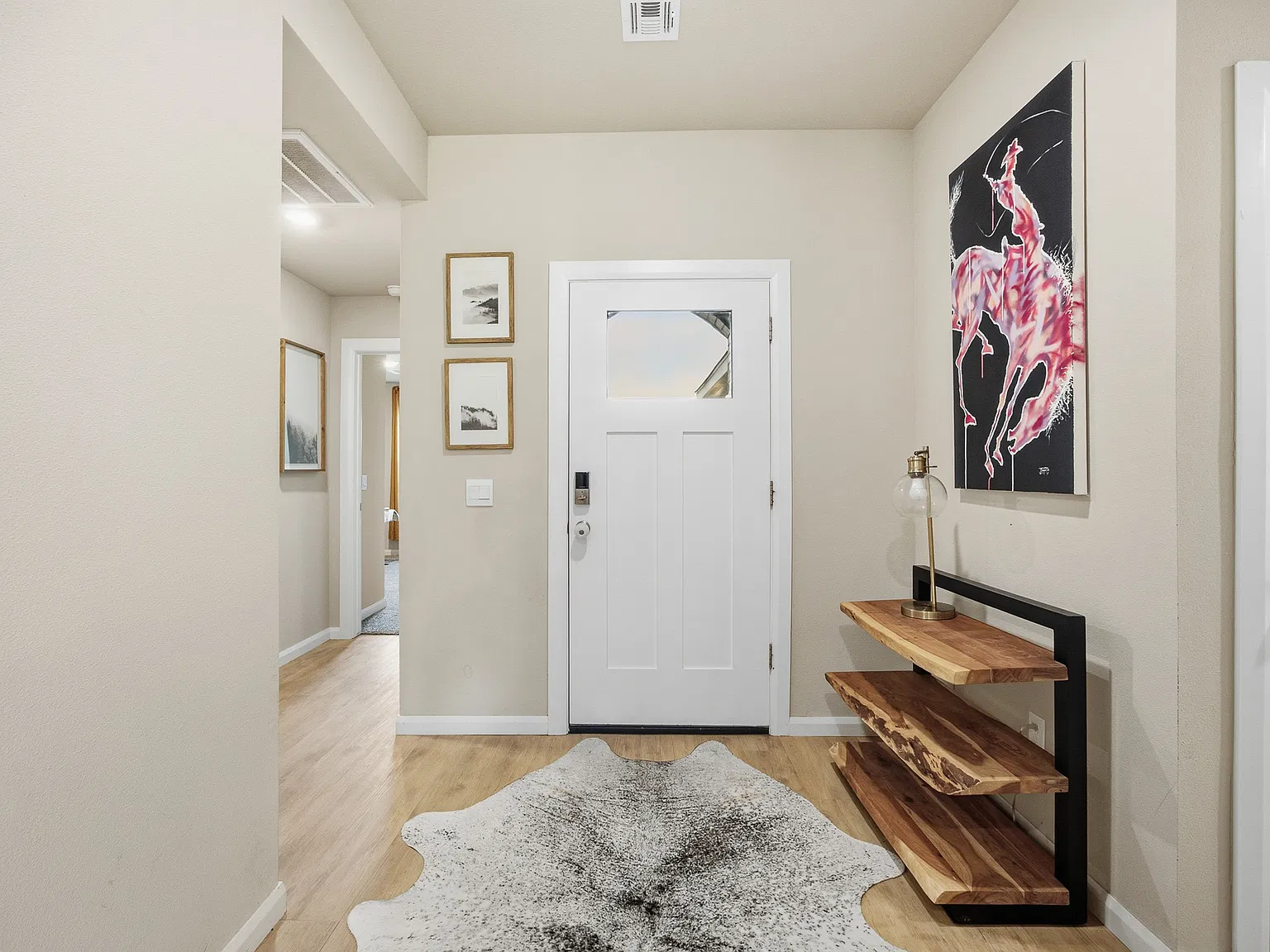 4 bed, 1750 sqft, $2,550 — Photo 4