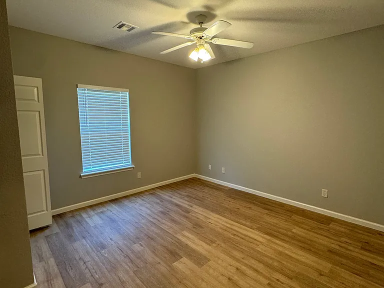 1109 N Wren Dr — Photo 15