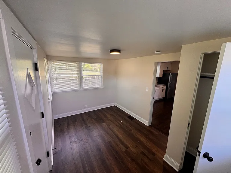 15745 Drexel Ave — Photo 22