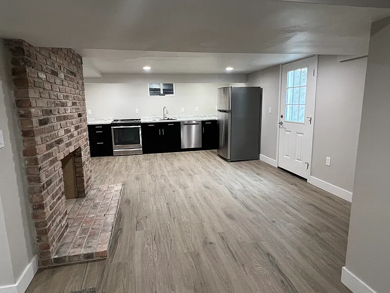 1510 E Tree View Dr #B — Photo 7