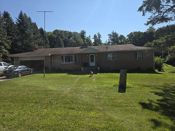 57083 Latgale Rd, Three Rivers, MI 49093