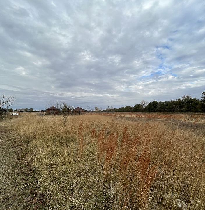 2nd image of 442 Road