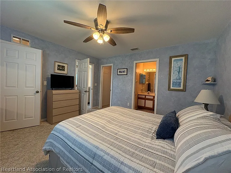 2103 Villaway E — Photo 19