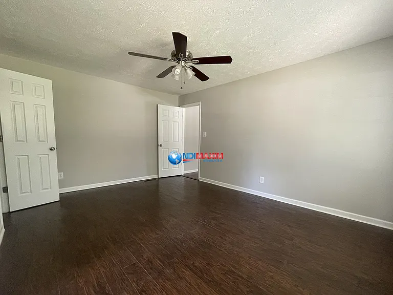 951 Northside Dr — Photo 7