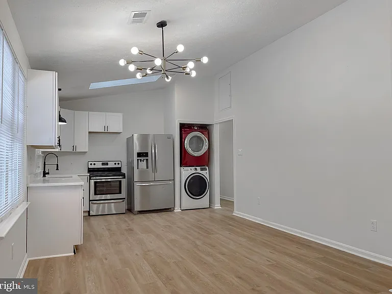 2094 Chapelside Ct — Photo 6