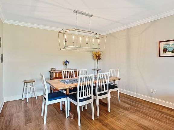 5th image of 501 Lake Hinsdale Dr APT 504