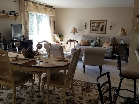 4th image of 1122 Sunbolt Dr APT N
