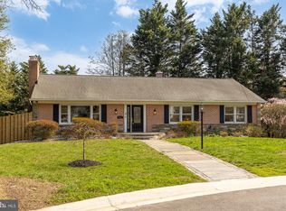 5001 Overlea Ct, Bethesda, MD 20816