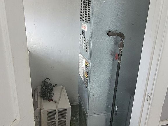 3rd image of 2128 S Lawndale Ave APT 3