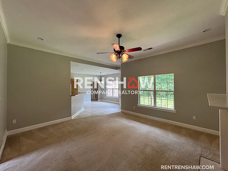 220 Armour Pl — Photo 11