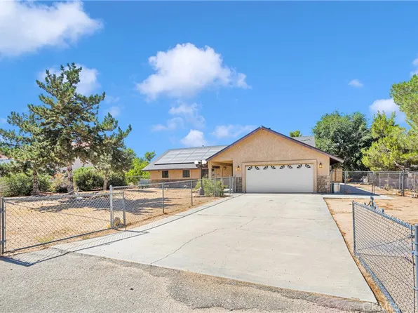 4434 Highland Rd, Phelan, CA 92371