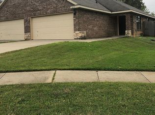 821 Cullum Ave, Hurst, TX 76053