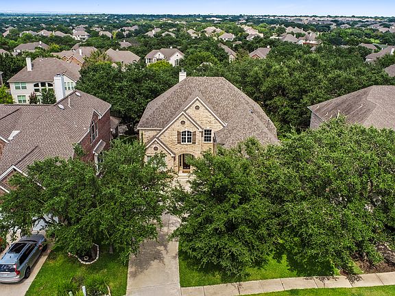 4th image of 9813 Royal New Kent Dr