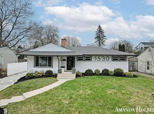 1530 Sherwood Ave SE, East Grand Rapids, MI 49506
