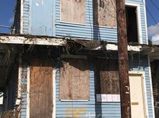 2009 1st St, New Orleans, LA 70113