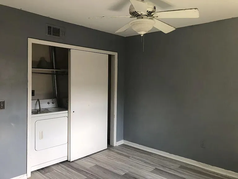 4748 Merrifield Pl — Photo 1