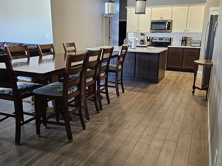2477 Apex Ave — Photo 30