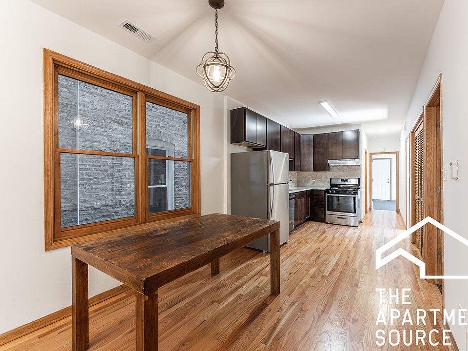 1st image of 1343 N Leavitt St APT 1