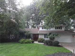 5285 Graham Dr, Lyndhurst, OH