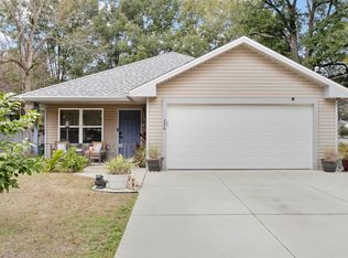 276 E Elm Ave, Crestview, FL 32536