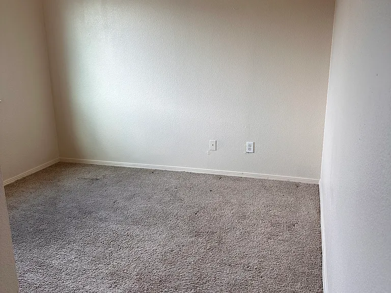 5912 Cielo Del Rey Pl #B — Photo 12