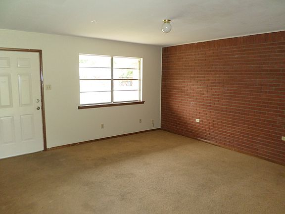3rd image of 307 N Inglewood Ave APT 8