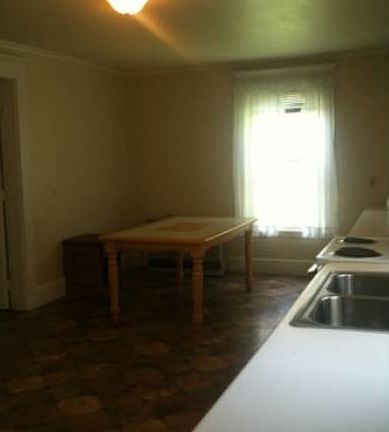 Kitchen Large Kitchen