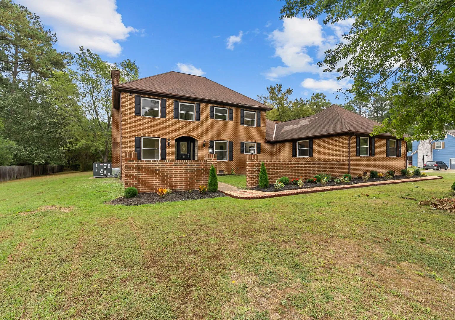 Gorgeous home in Poquoson. — Photo 2