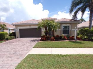 6200 Falcon Lair Dr, North Port, FL 34287