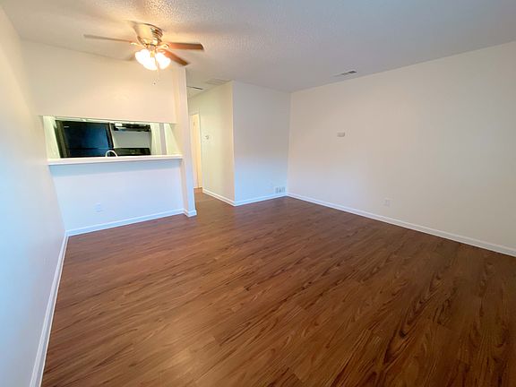 2nd image of 2609 Ektom Dr APT B