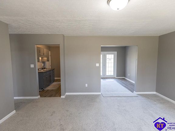 4th image of 111 Dana Dr