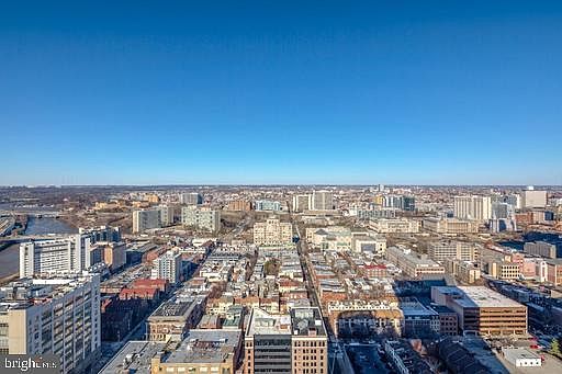 3rd image of 2101 Market St Unit 2908