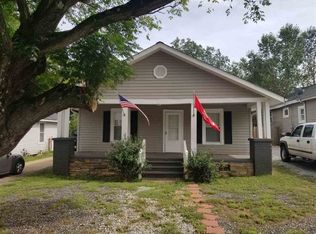 7124 Wood St, Spartanburg, SC 29303