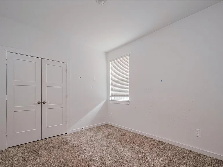 133 Aurora Spgs — Photo 19