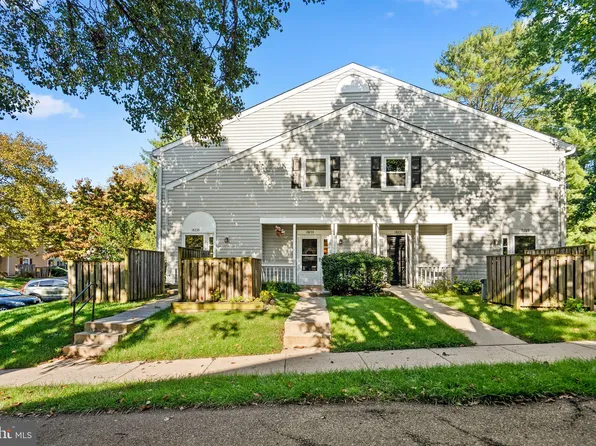 18233 Rolling Meadow Way #35, Olney, MD 20832