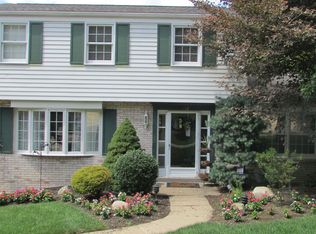 1438 Sturdy Oak Dr, Pittsburgh, PA 15220