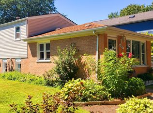 1043 W 47th Pl, Chicago, IL 60609