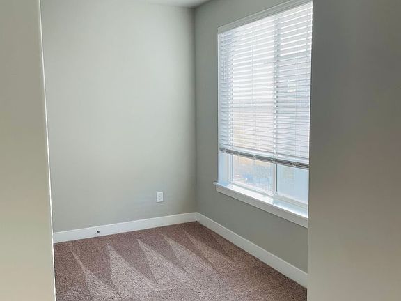 4th image of 4717 W Grady Ln #Z-302