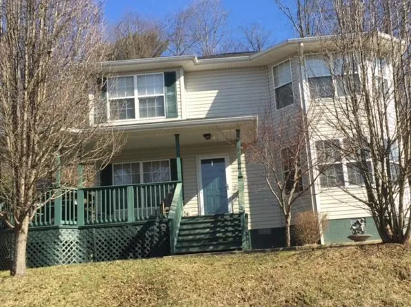 1042 Old Route 2, Lesage, WV 25537