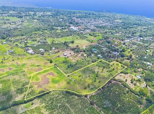 32 Kealakekua, Captain Cook, HI 96704