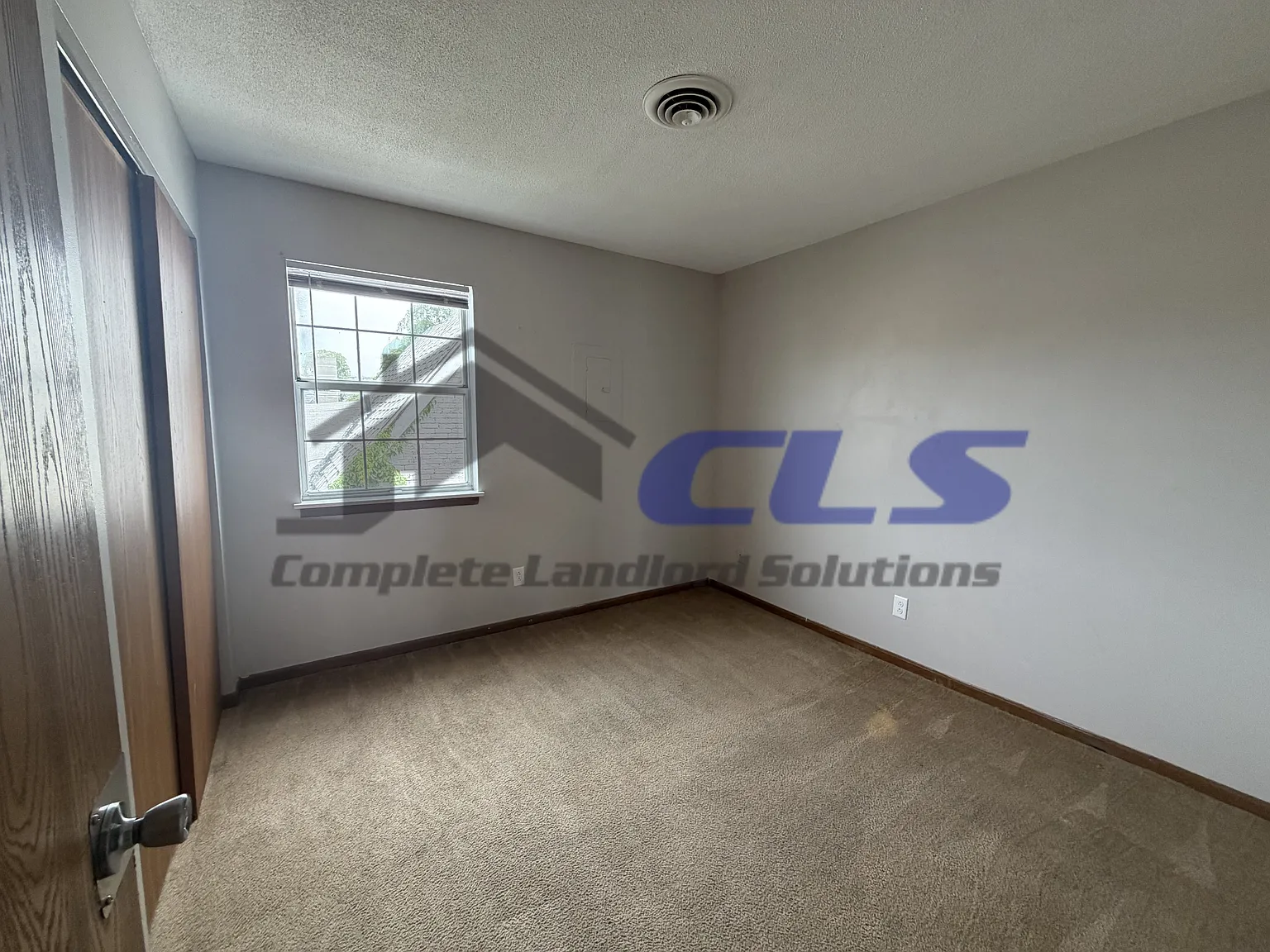 820 Poplar Street - 2 — Photo 3