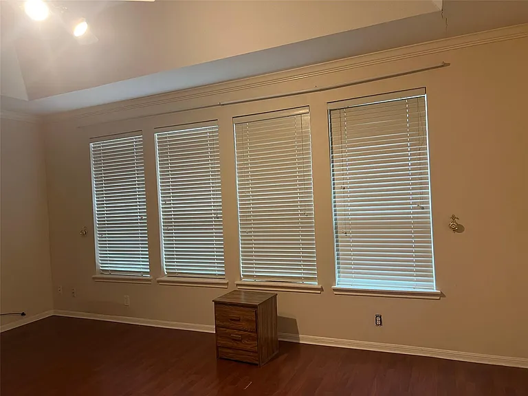 15319 Truslow Point Ln — Photo 13