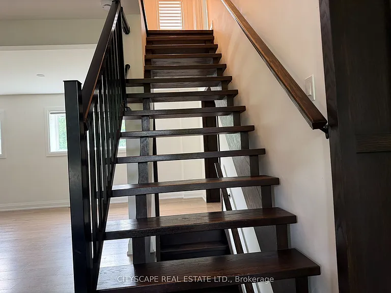 2009 Waters Edge Dr — Photo 27