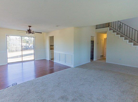 3rd image of 3782 Fairington Dr