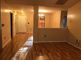 3 bed, 1350 sqft, $2,050 — Photo 3