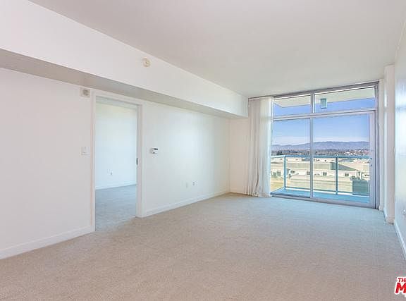 2nd image of 13700 Marina Pointe Dr Unit 721